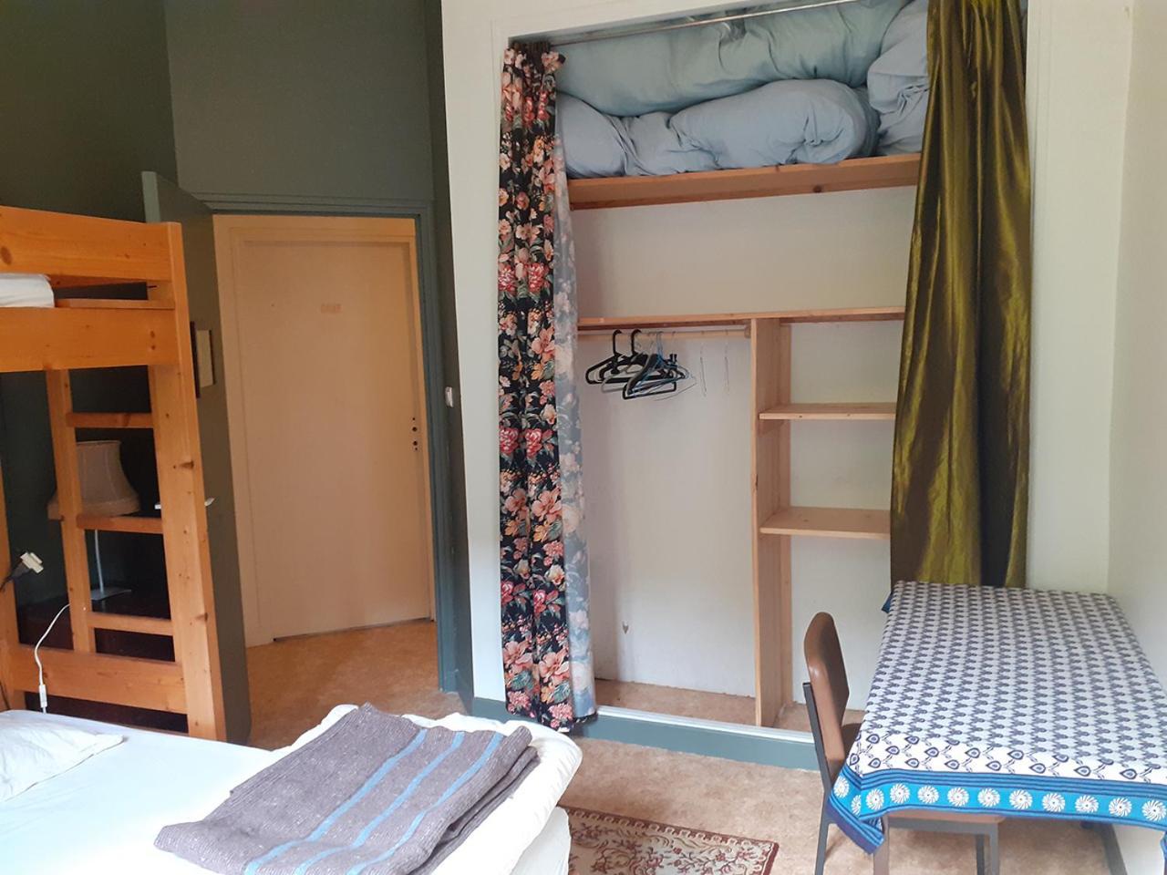 Hotel Le Moulin De Saleth Saint-Antonin Habitación foto